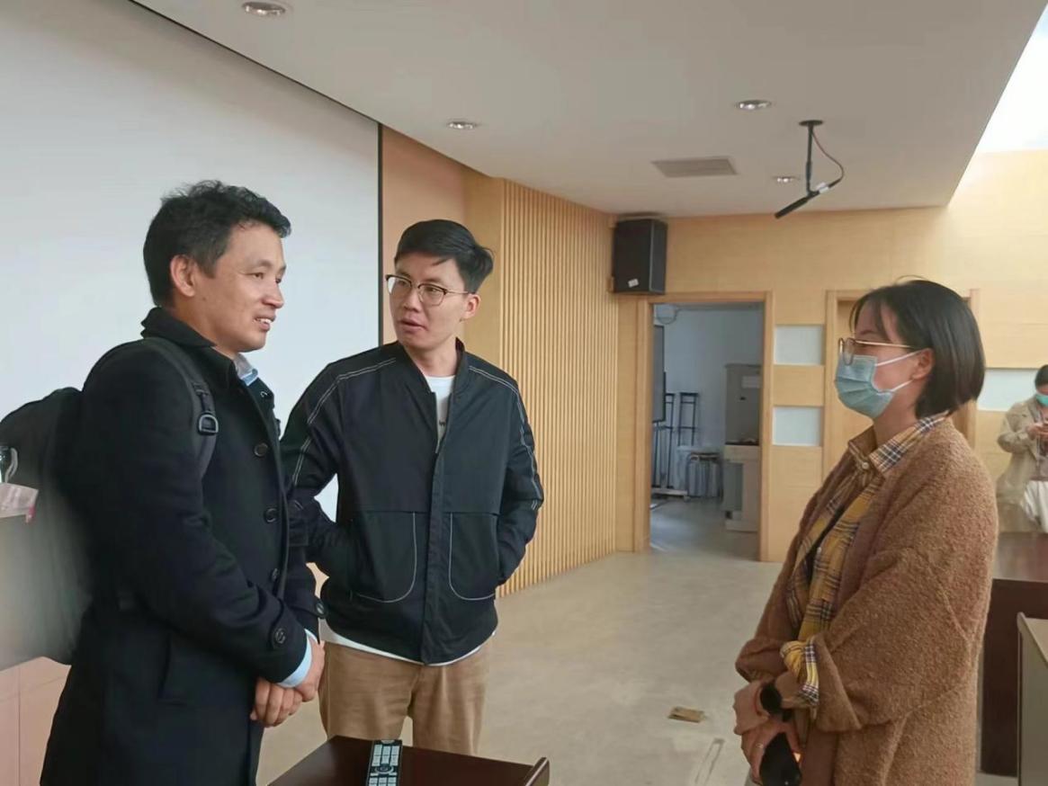 89ee60e5302bc6073d3db088ea2ca3f